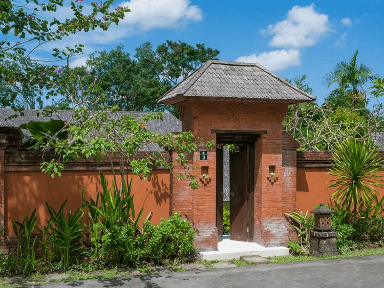 Balinese entrance gate